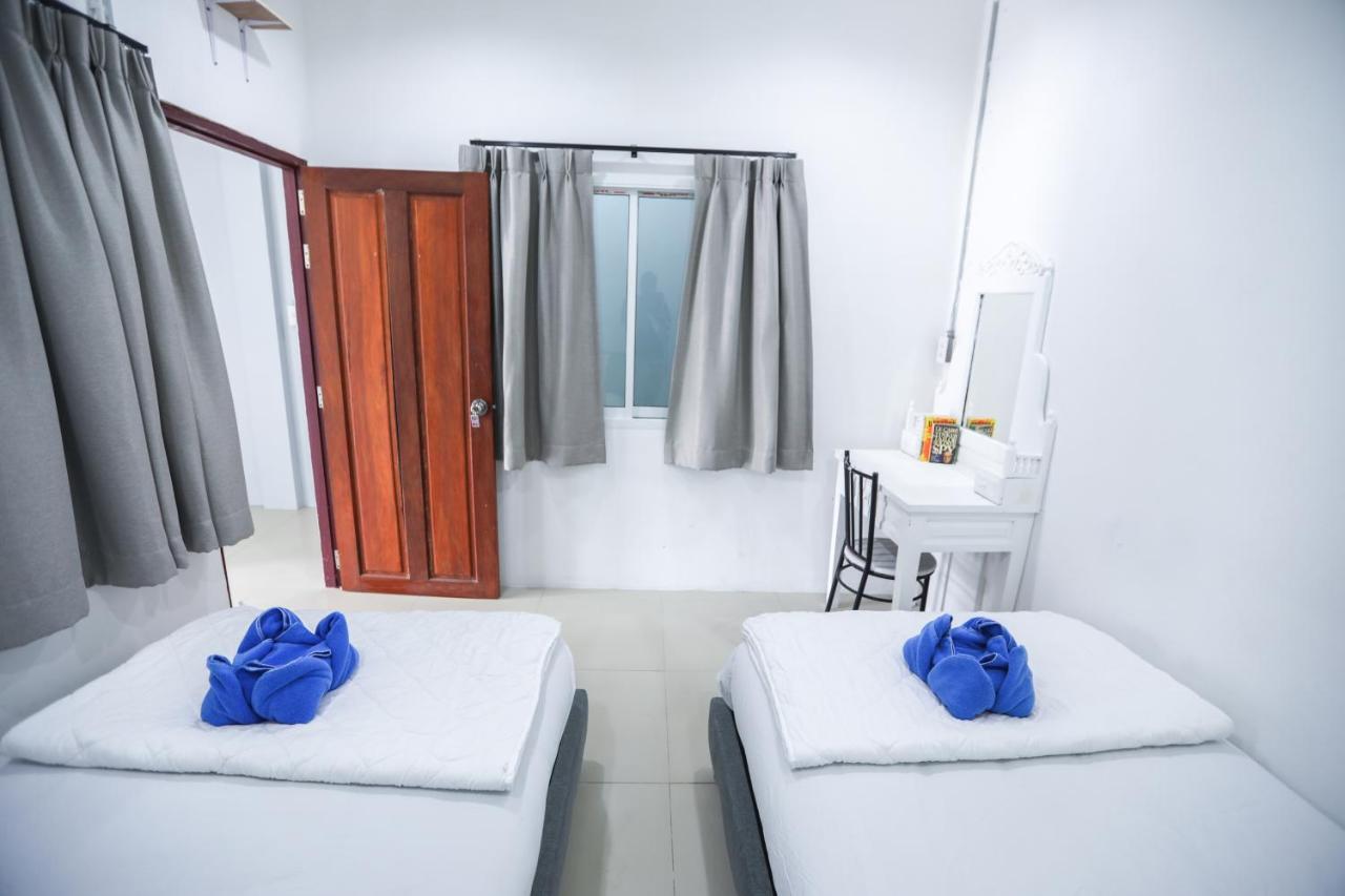 Arena Boutique Hotel Female Only Thongsala Exterior photo