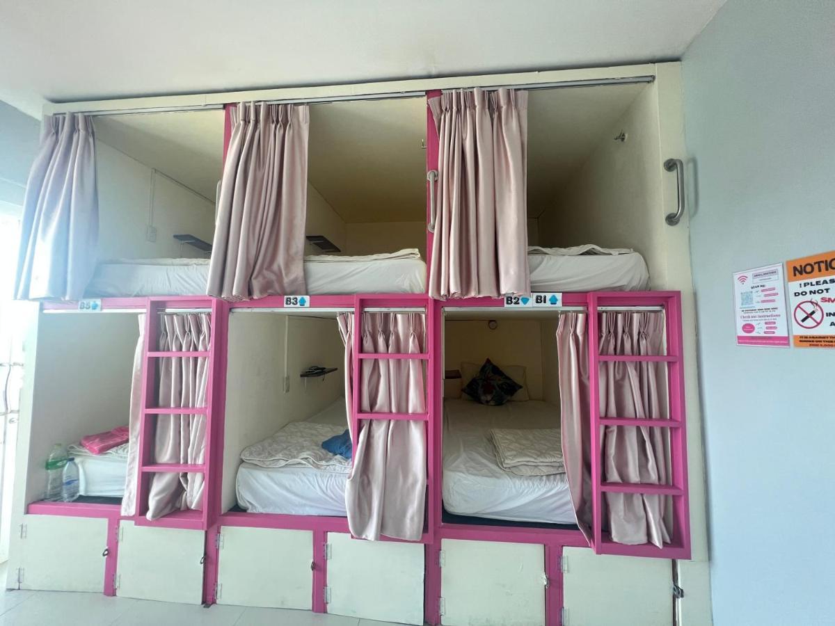 Arena Boutique Hotel Female Only Thongsala Exterior photo