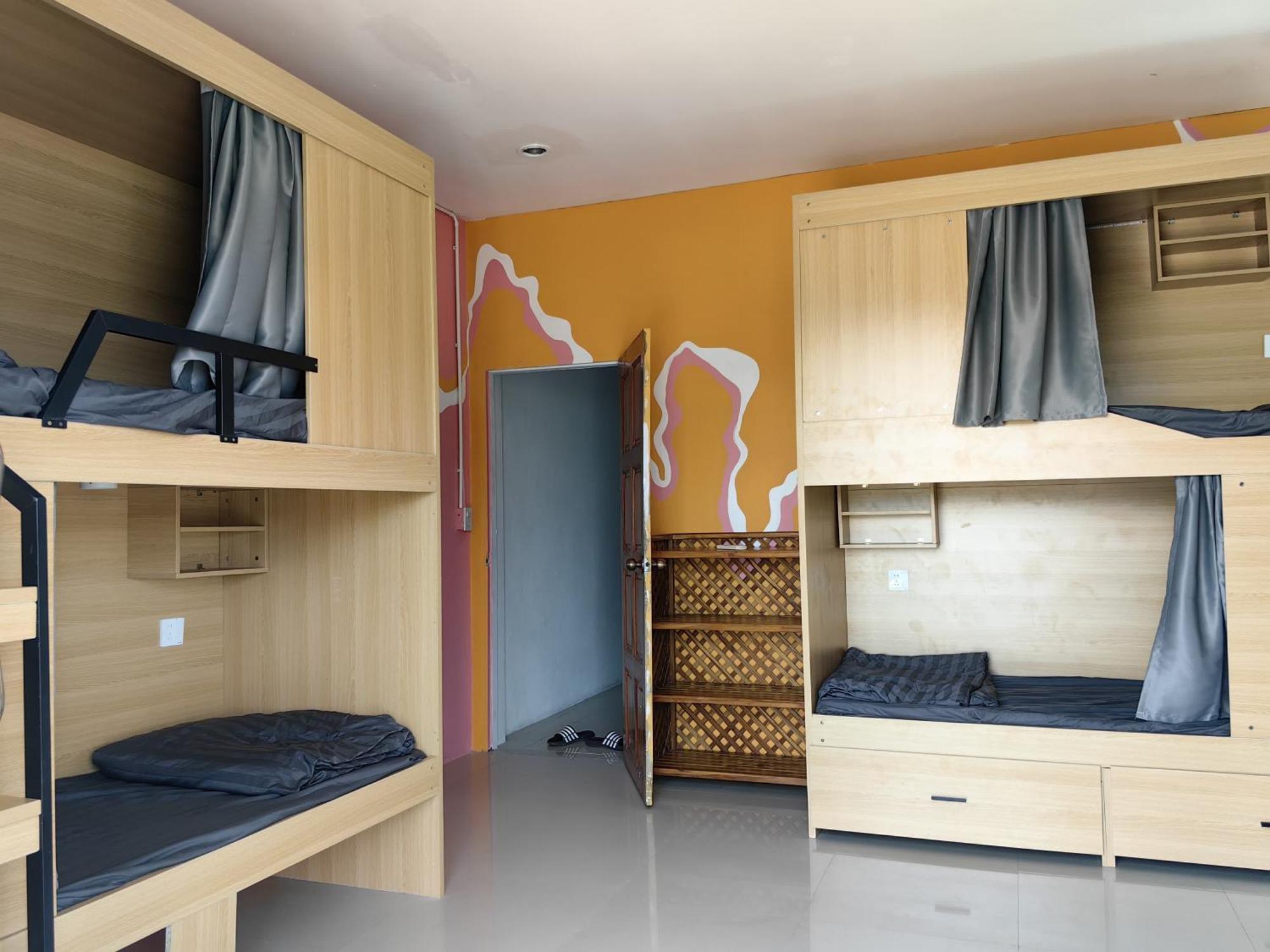 Arena Boutique Hotel Female Only Thongsala Exterior photo